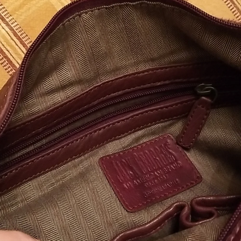 🆕️Jack Georges Uptown hobo leather bag. Cherry